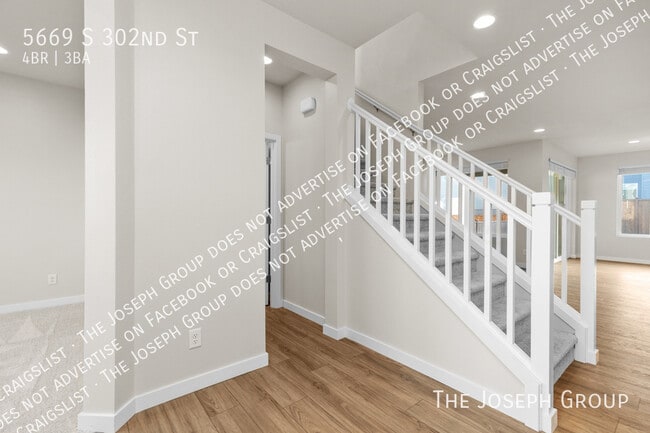 Building Photo - 5669 S 302nd St