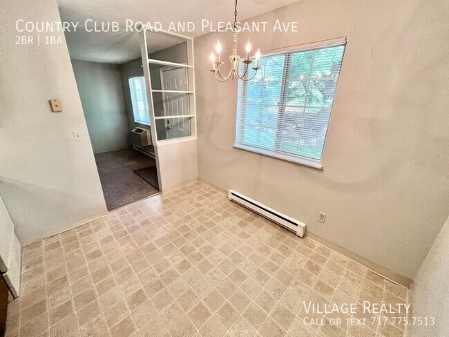 Building Photo - 607 Country Club Rd