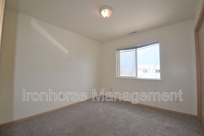Building Photo - 2491 Wheeler Dr