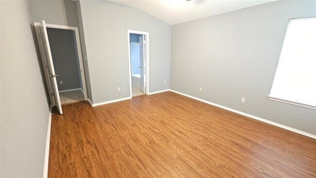Building Photo - 2241 Ada Ln