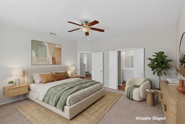 Building Photo - 10913 Dillon St