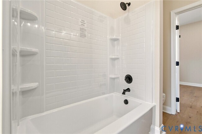 Building Photo - 316 W Clay St