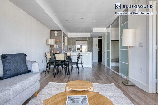 Building Photo - 1539 Purdue Ave