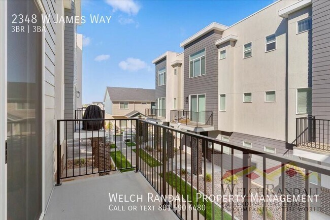 Building Photo - 2348 James Wy