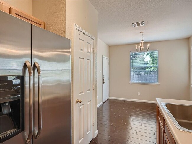 Building Photo - 13913 Harris Ridge Blvd