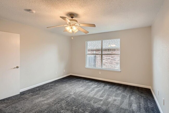 Building Photo - 1021 Bainbridge Ln