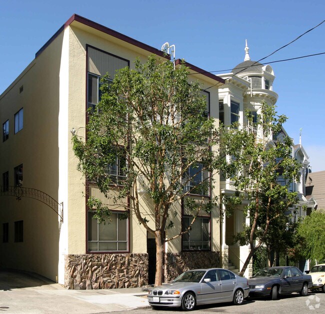 Building Photo - 121 Broderick St