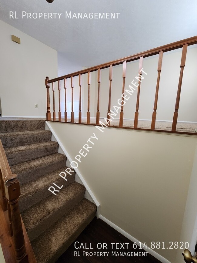 Building Photo - Spacious home in Lake Darby