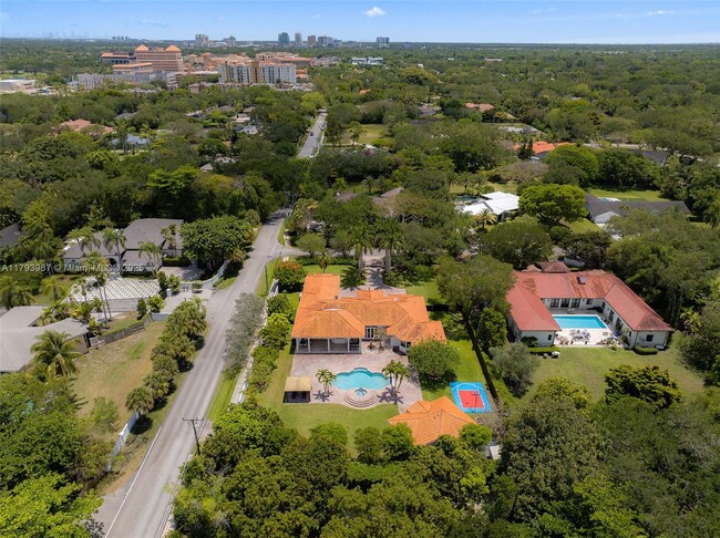Building Photo - 9400 SW 93rd Ct