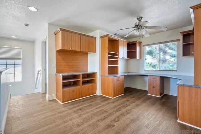 Building Photo - 4811 Ventana Way