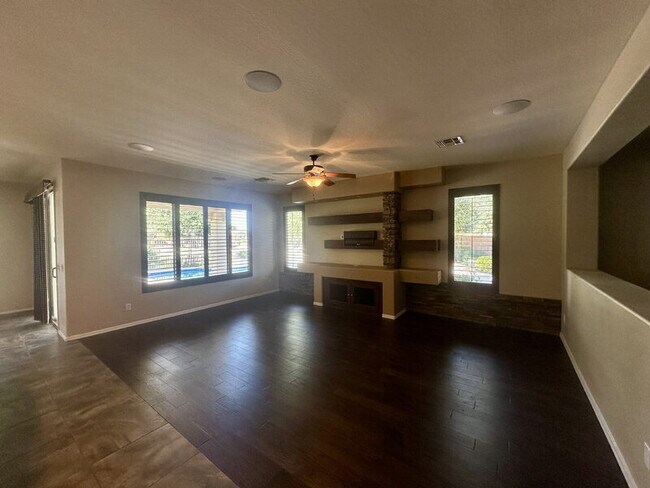 Building Photo - 4178 S White Dr