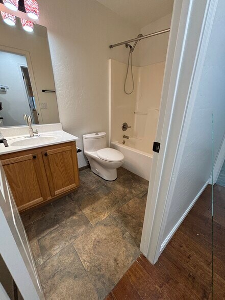 Building Photo - 15742 N 102nd St