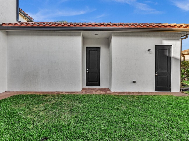 Building Photo - 10630 SW 55th St