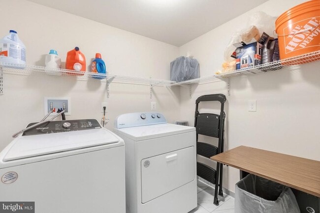 Building Photo - 7810 Kalorama Rd