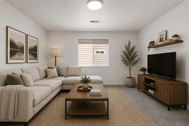 Building Photo - 124 S Glenbrook Ct
