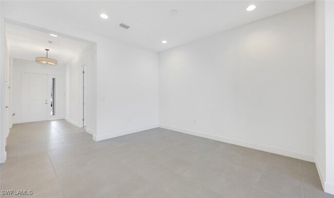 Building Photo - 12771 Woodbury Dr