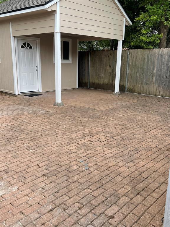Building Photo - 830 Mica Ln