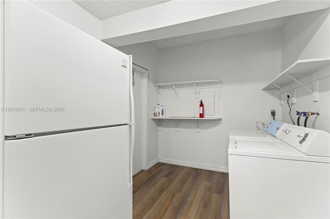 Building Photo - 13745 SW 84th St