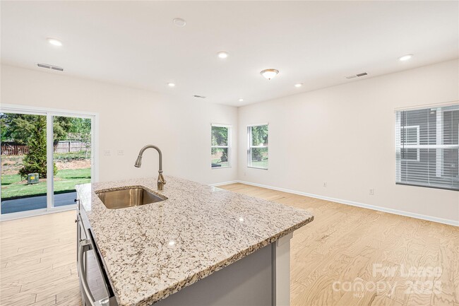 Building Photo - 2871 Yeager Dr NW