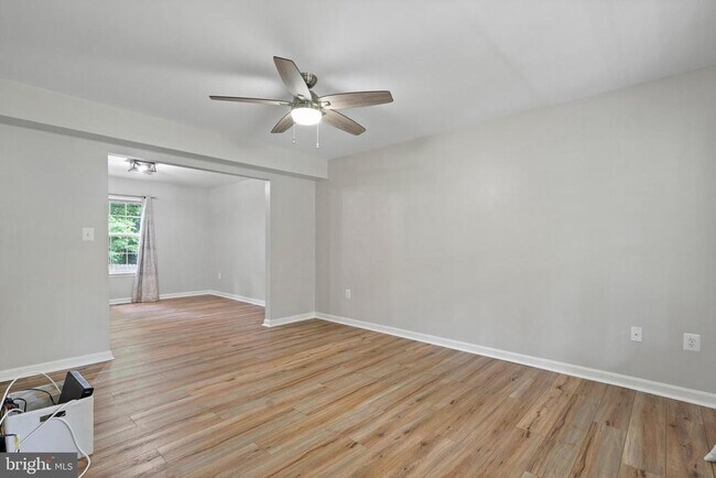 Building Photo - 1544 Avenue C