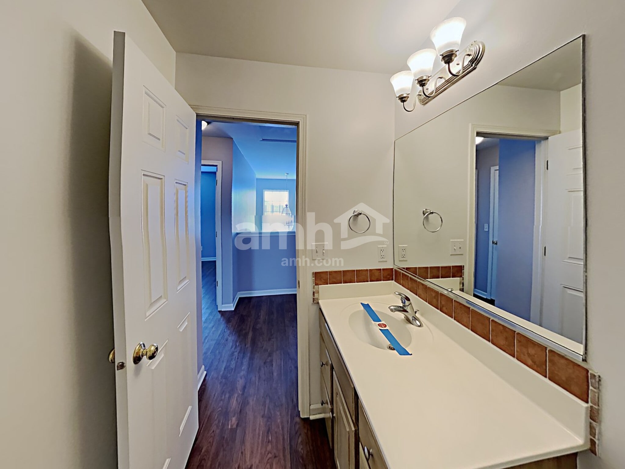 Building Photo - 204 Stearn Dr