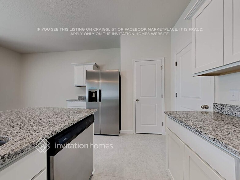Building Photo - 2261 Litchfield Lp
