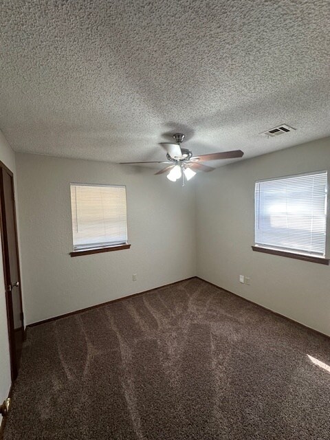 Building Photo - 5420 Evanbrook Terrace