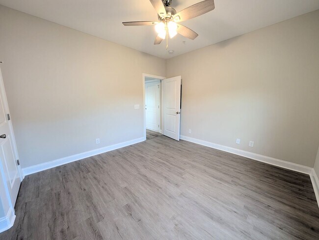 Building Photo - Kiskadee Parke – Long-Term Rental | Conway, SC