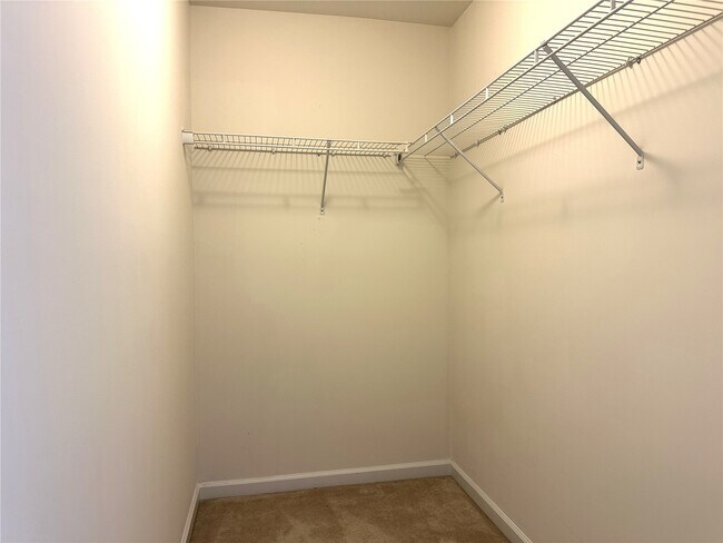 Building Photo - 207 Shady Rock Ln