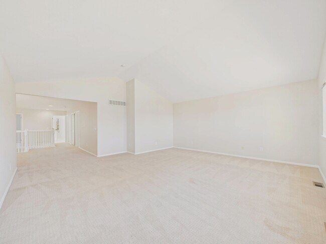 Building Photo - 7765 Lebrun Ct