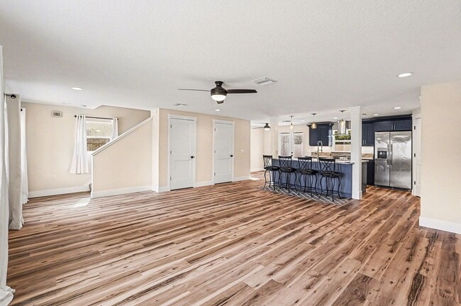 Building Photo - 1280 SR-A1A Unit D