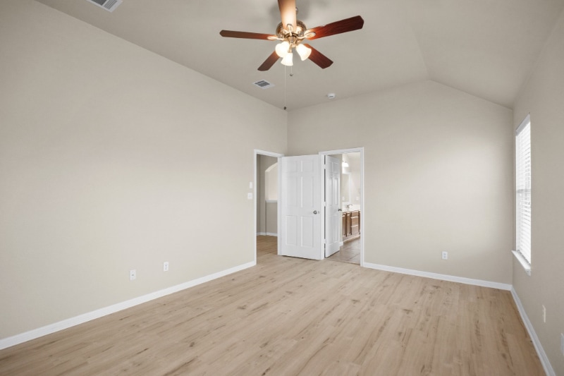 Building Photo - 13713 Glen Mark Dr