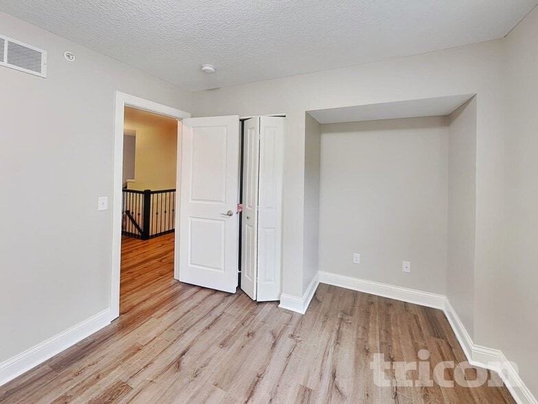Building Photo - 14361 Parkside Ct NW