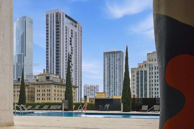 Building Photo - 50 Biscayne Blvd