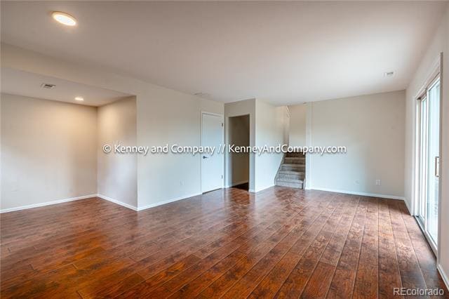 Building Photo - 693 Grey Eagle Cir S