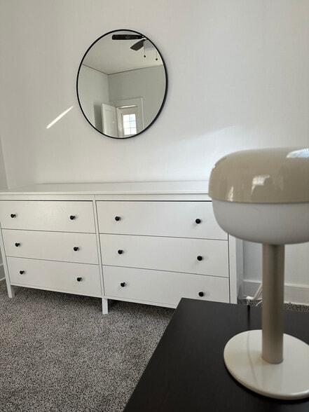 Building Photo - 1014 Maury St