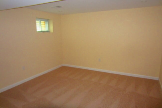 Building Photo - Fabulous Detached Home in Robinson HS Pyramid!!