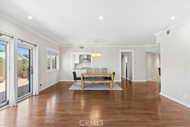 Building Photo - 512 Esplanade