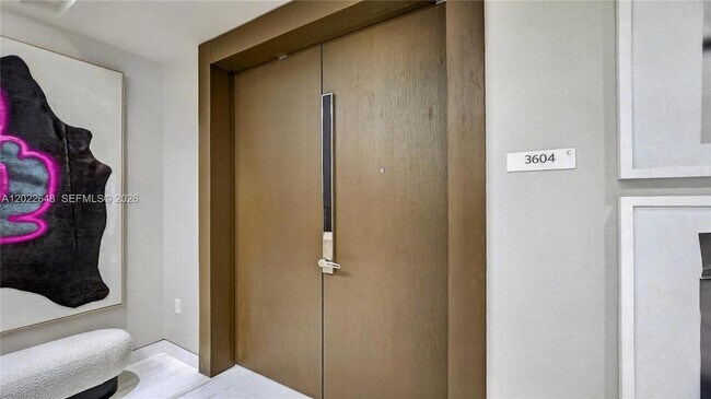 Building Photo - 300 Biscayne Blvd Way