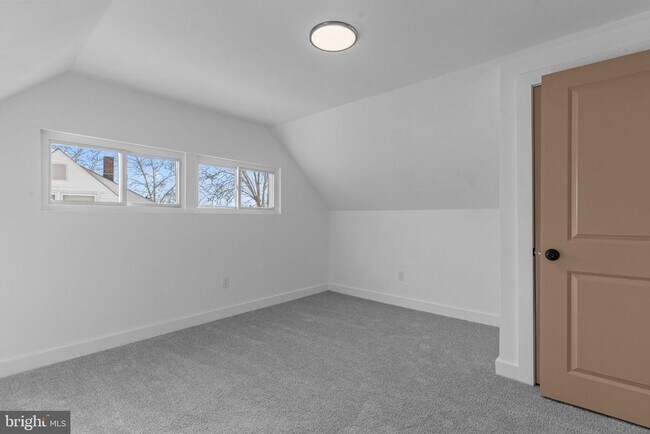 Building Photo - 139 Ivy Hill Rd