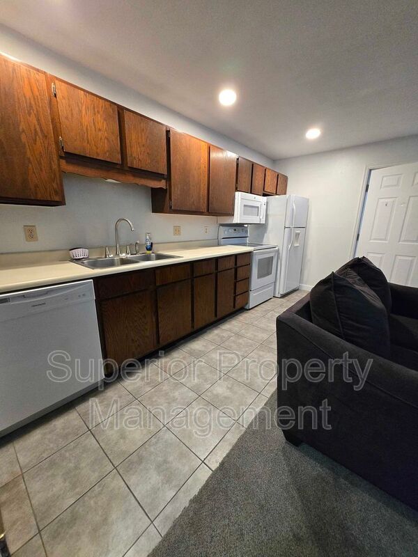 Building Photo - 4950 King Arthur