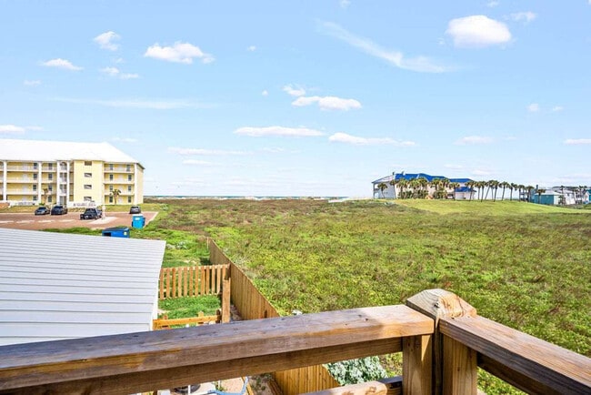 Building Photo - 5497 TX-361