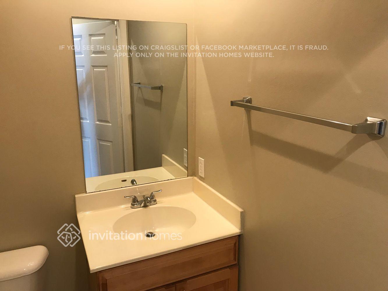 Building Photo - 7593 Rockport Cir