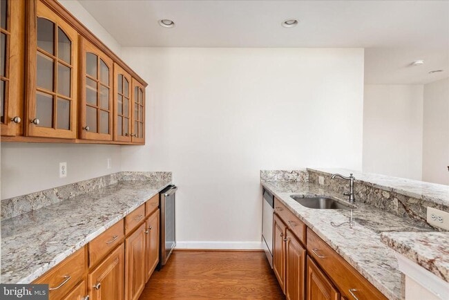 Building Photo - 18334 Buccaneer Terrace