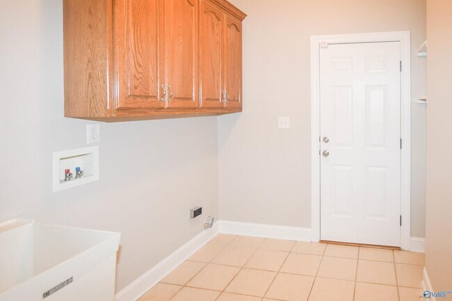 Building Photo - 103 Galt Ln