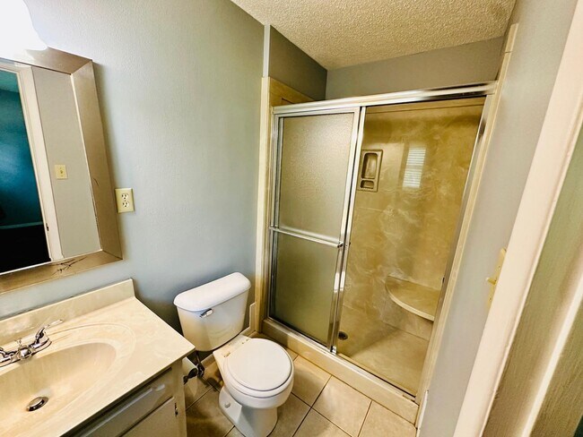 Building Photo - 414 Newcomb Cove