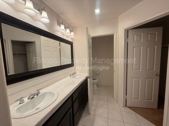 Building Photo - 262 Potawatomi St