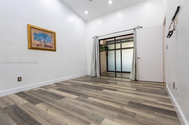 Building Photo - 15230 SW 68th St