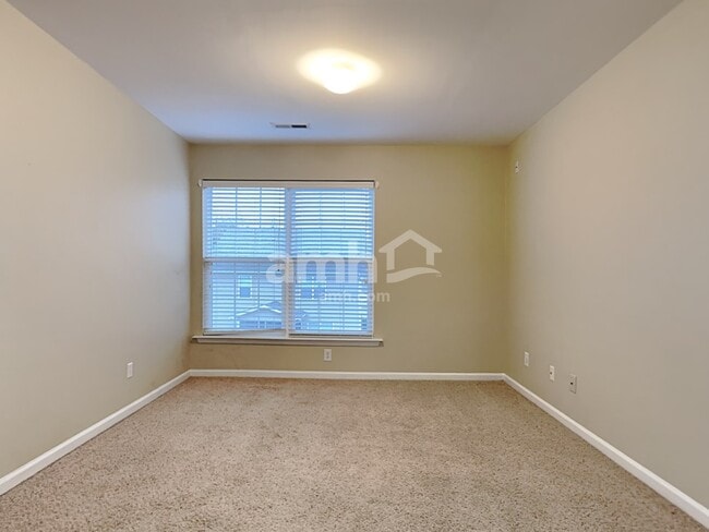 Building Photo - 104 Brick Greens Ct