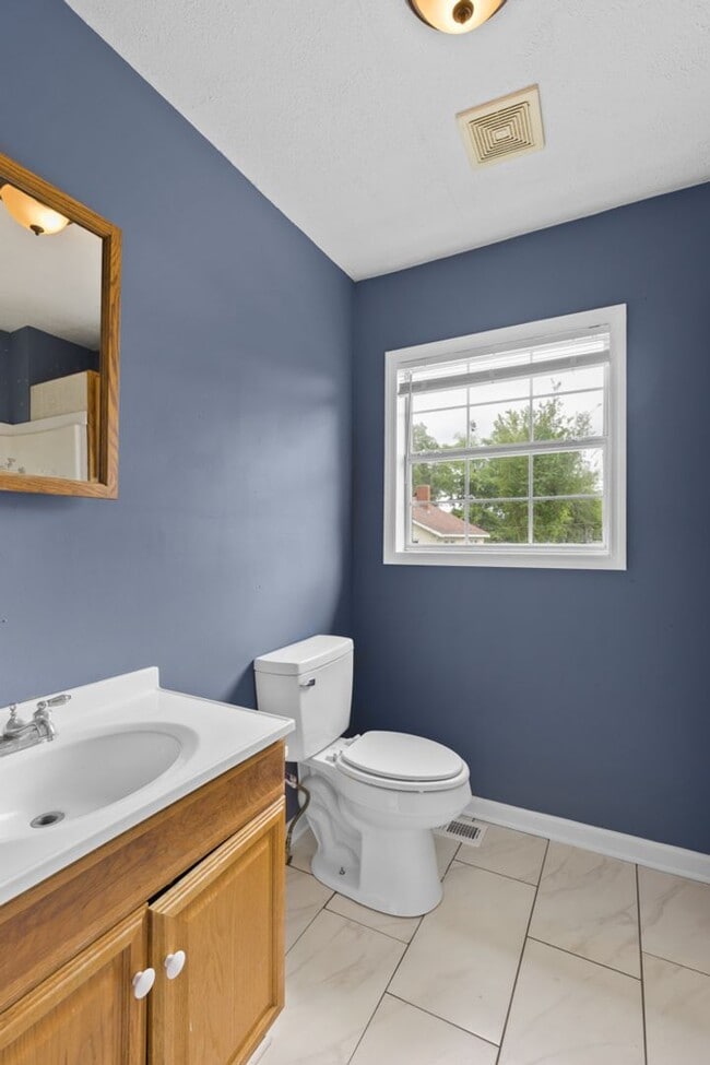 Building Photo - Freshly Updated 3BR Home in Opelika – Clean, Bright, Move-In Ready